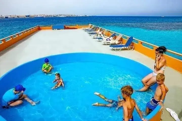 Panorama Submarine Hurghada